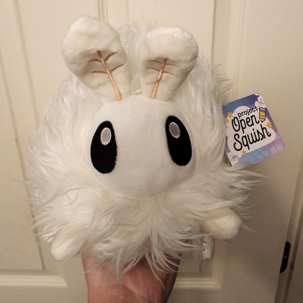 NWT Luna Moth Squishable